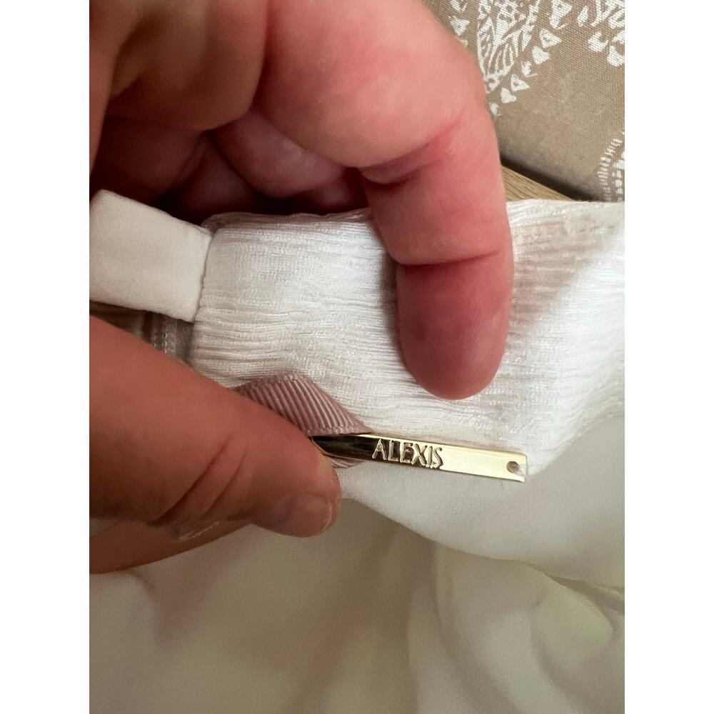 NWT Alexis Zalik Romper in White - Picture 8 of 8